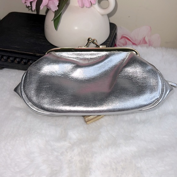 Isaac Mizrahi Mini Silver Clutch - Picture 3 of 6